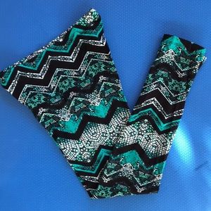 ❗️NWOT❗️SUPER CUTE💕 LEGGINGS!!!!